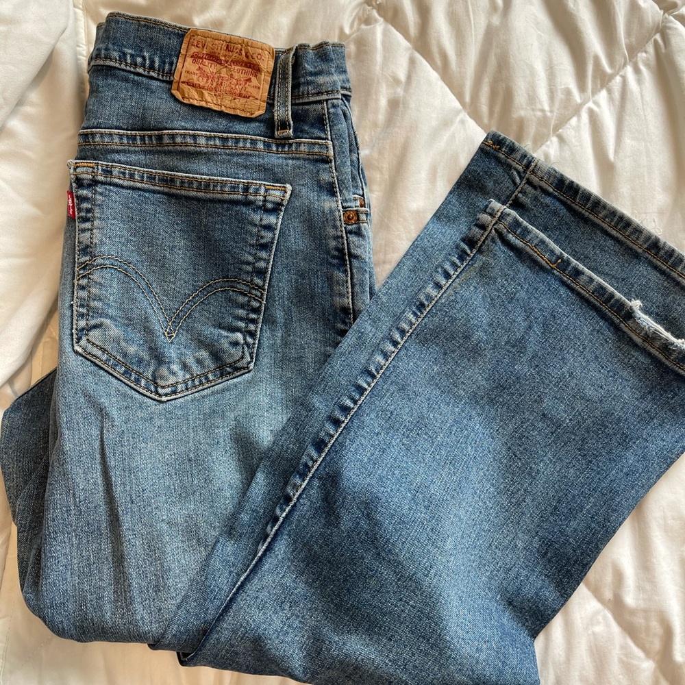 Levi Classic Relaxed Boot Cut Stretch 550 Jeans